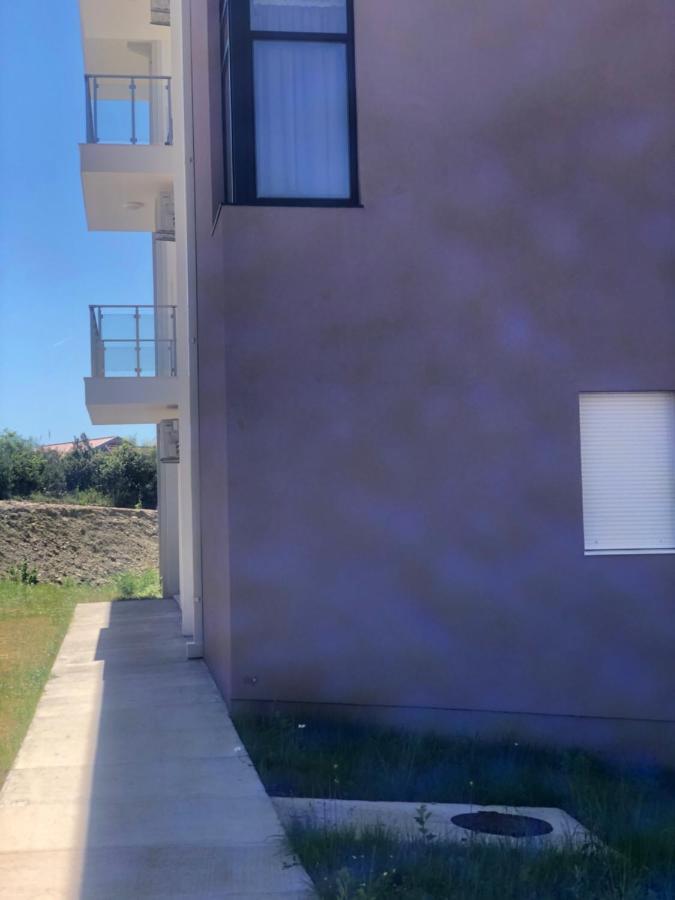 Matea Apartment Tivat Luaran gambar